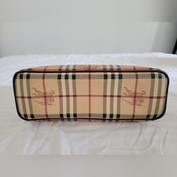 Burberry Signature Logo Haymarket Onslow Top Handle - Picture 3 of 11